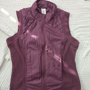 Women's Quilted Zip-Up Vest - Purple